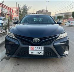 تۆیۆتا کامری